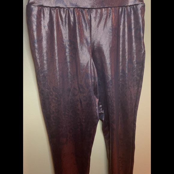 Wild Fable Metallic Animal Print High Rise Leggings- S - Picture 2 of 8
